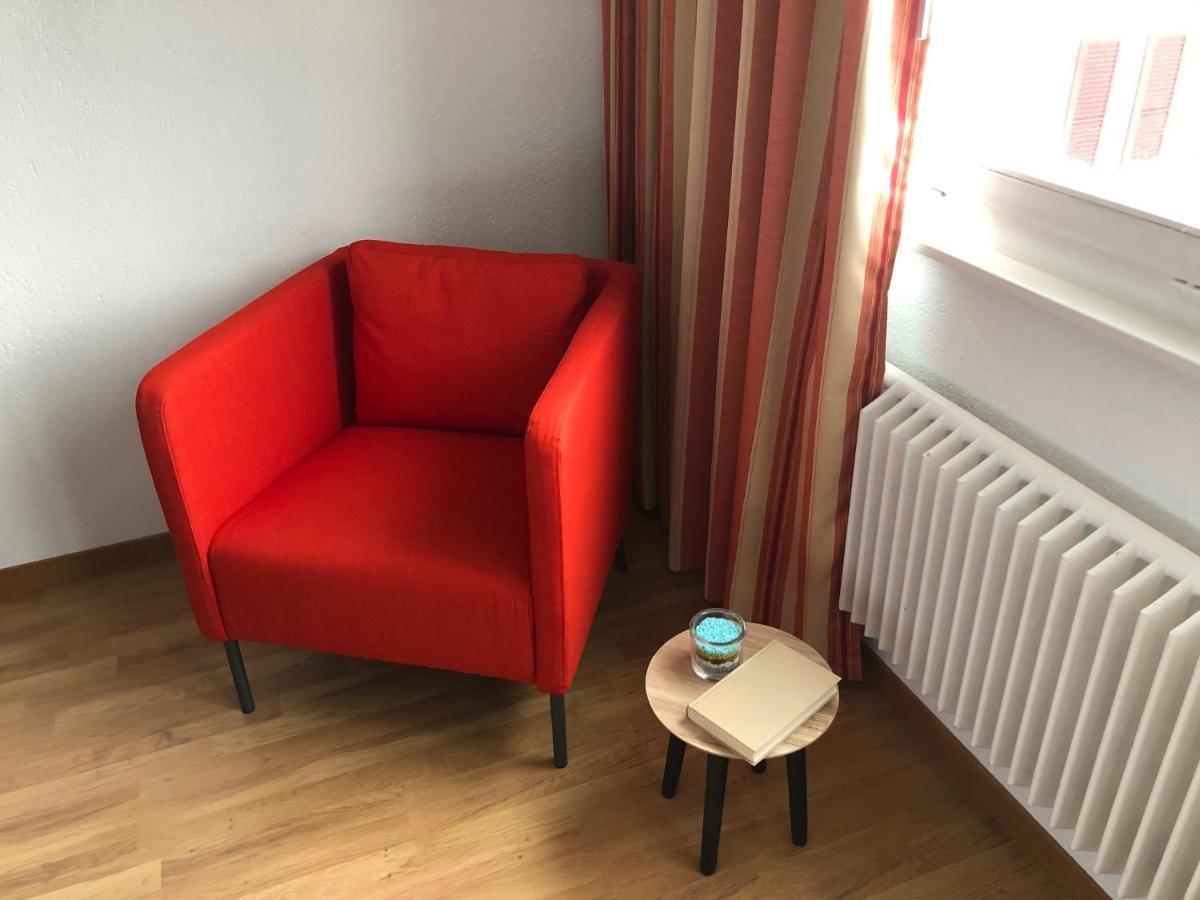 Hotel Les Rives Du Doubs Les Brenets Екстериор снимка
