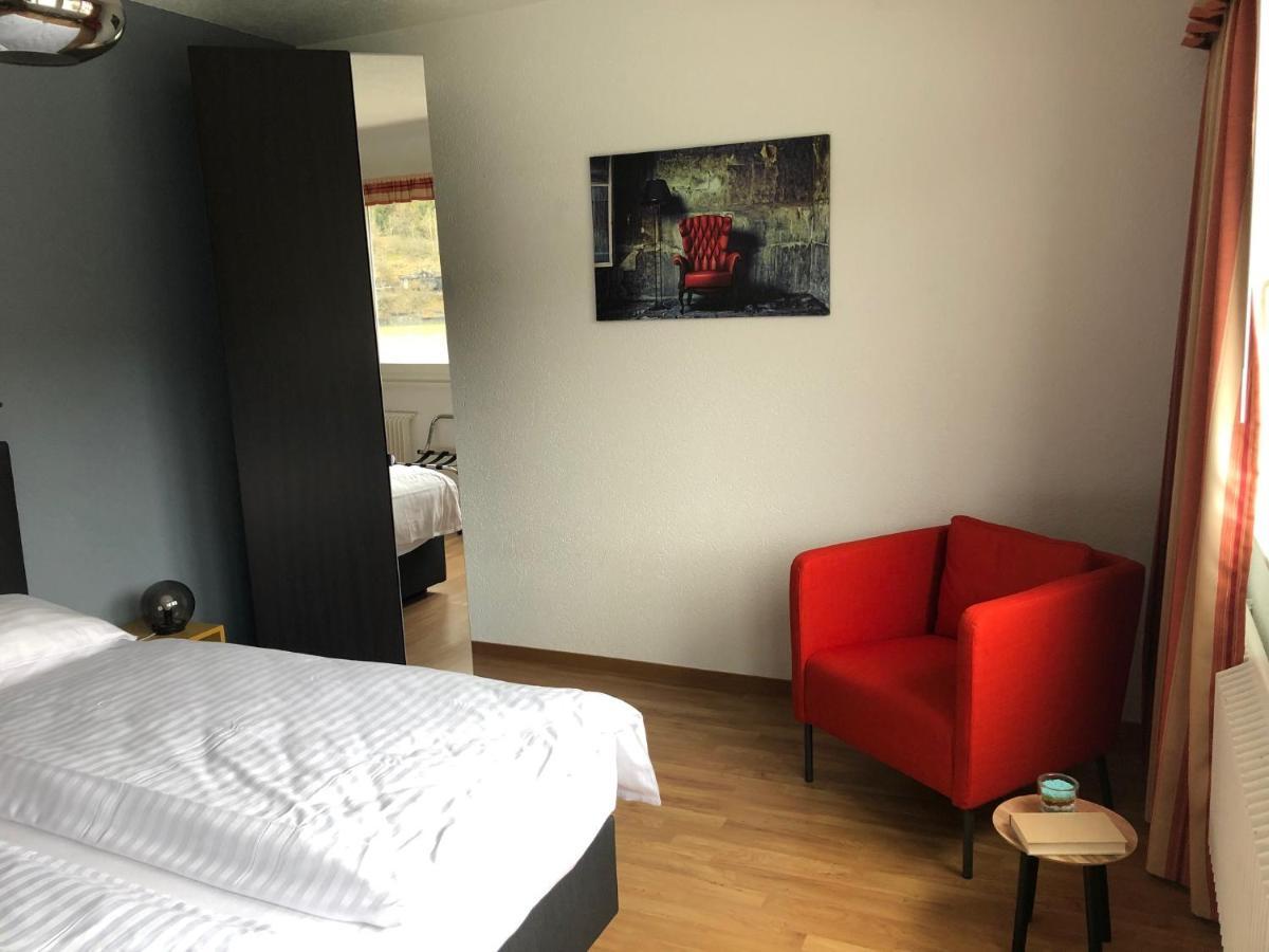 Hotel Les Rives Du Doubs Les Brenets Екстериор снимка